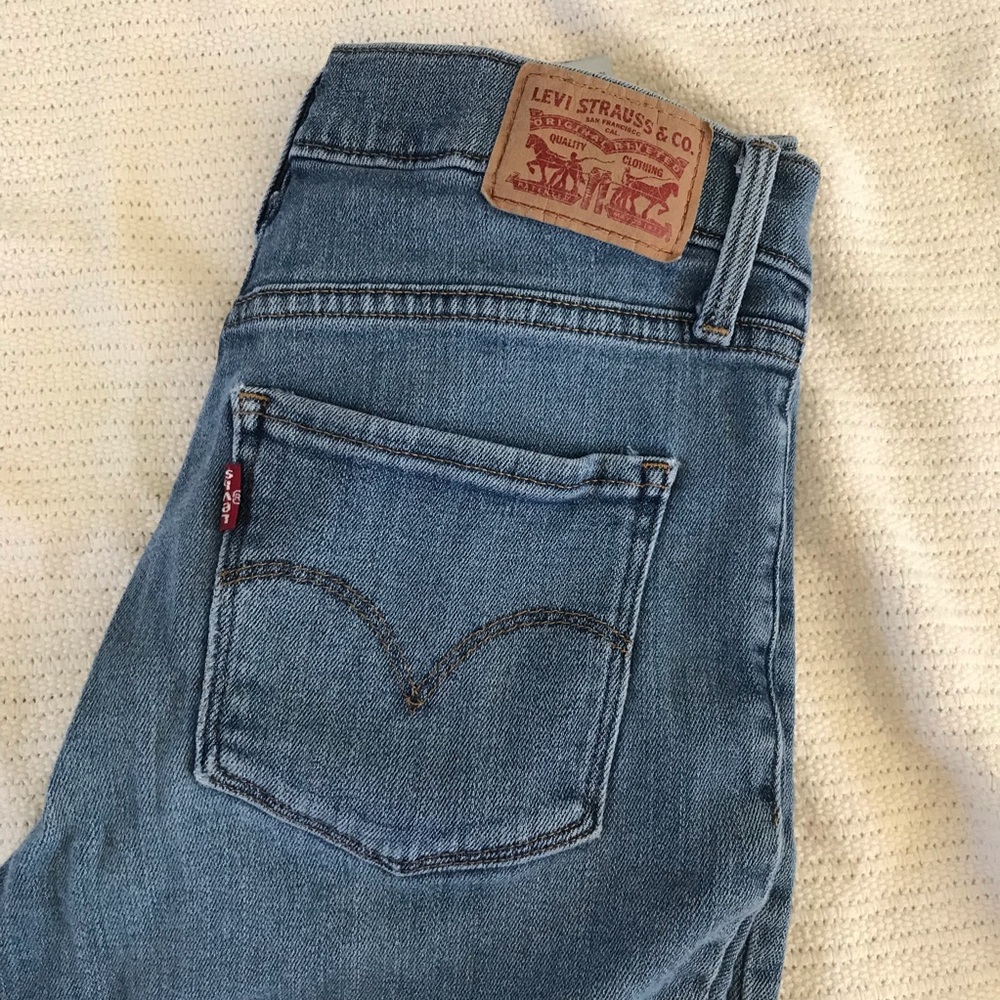 Size 26 Shaping Skinny Jeans π - Picture 3 of 5